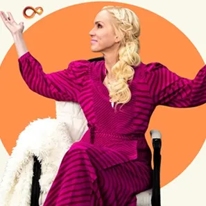 Julie Lokun Headshot