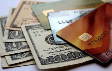 cash vs credit cards pros and cons