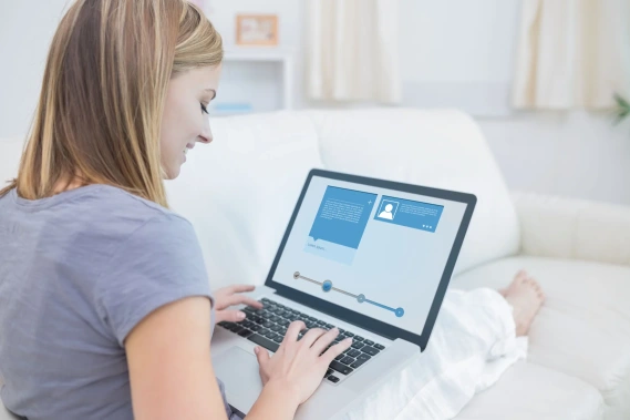 woman on social media